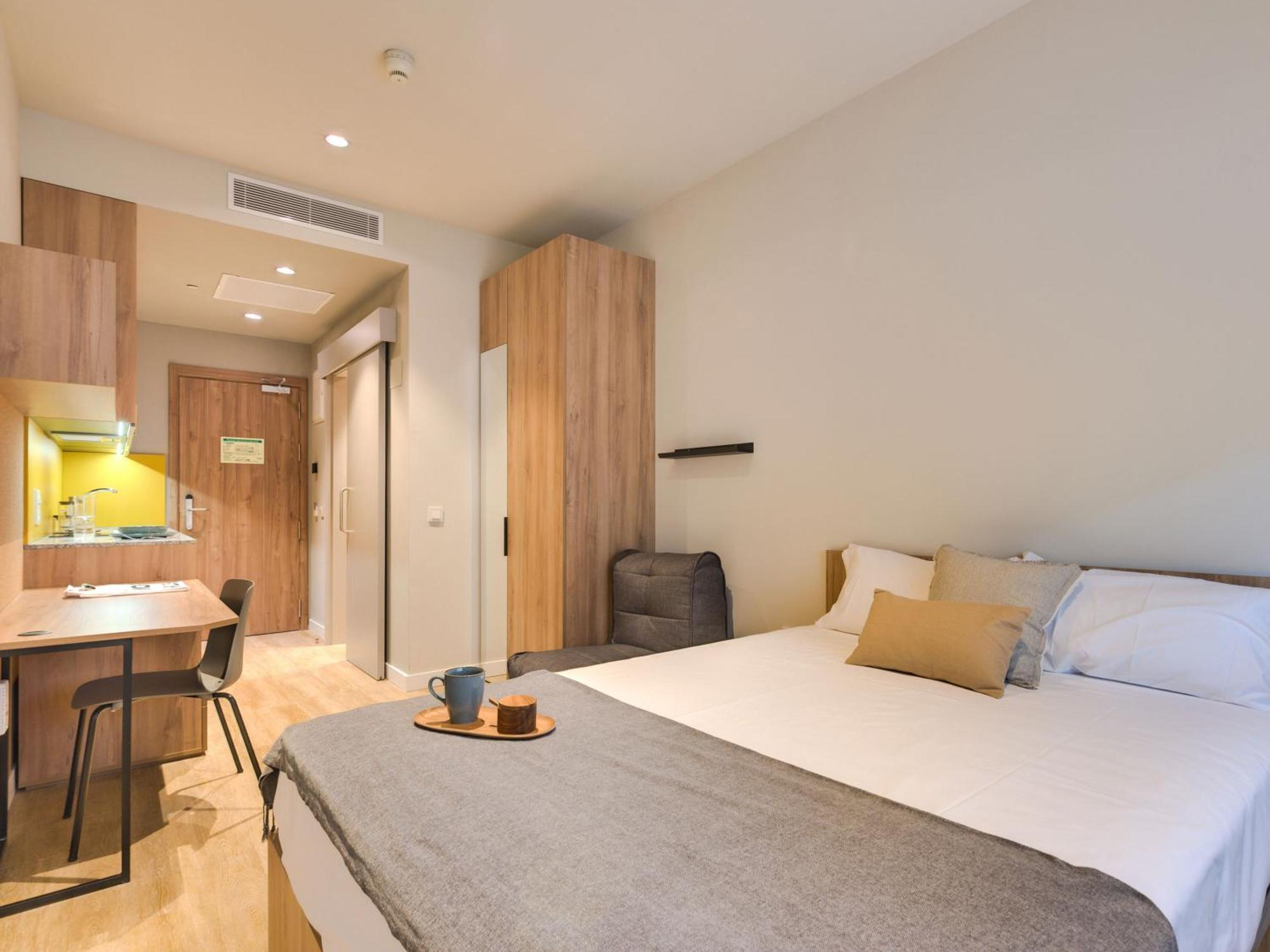 Livensa Living Studios - Valencia Viveros ภายนอก รูปภาพ