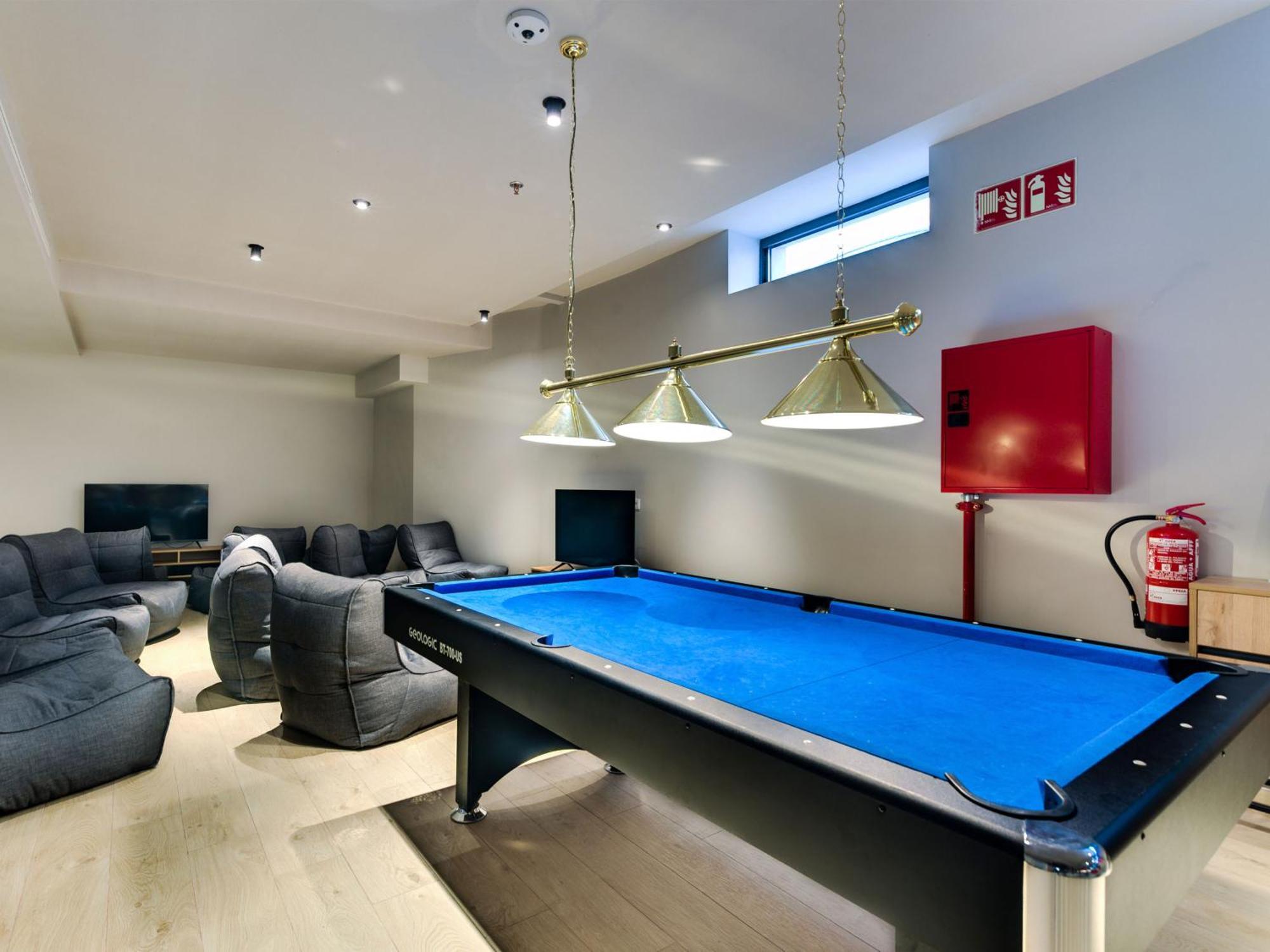 Livensa Living Studios - Valencia Viveros ภายนอก รูปภาพ