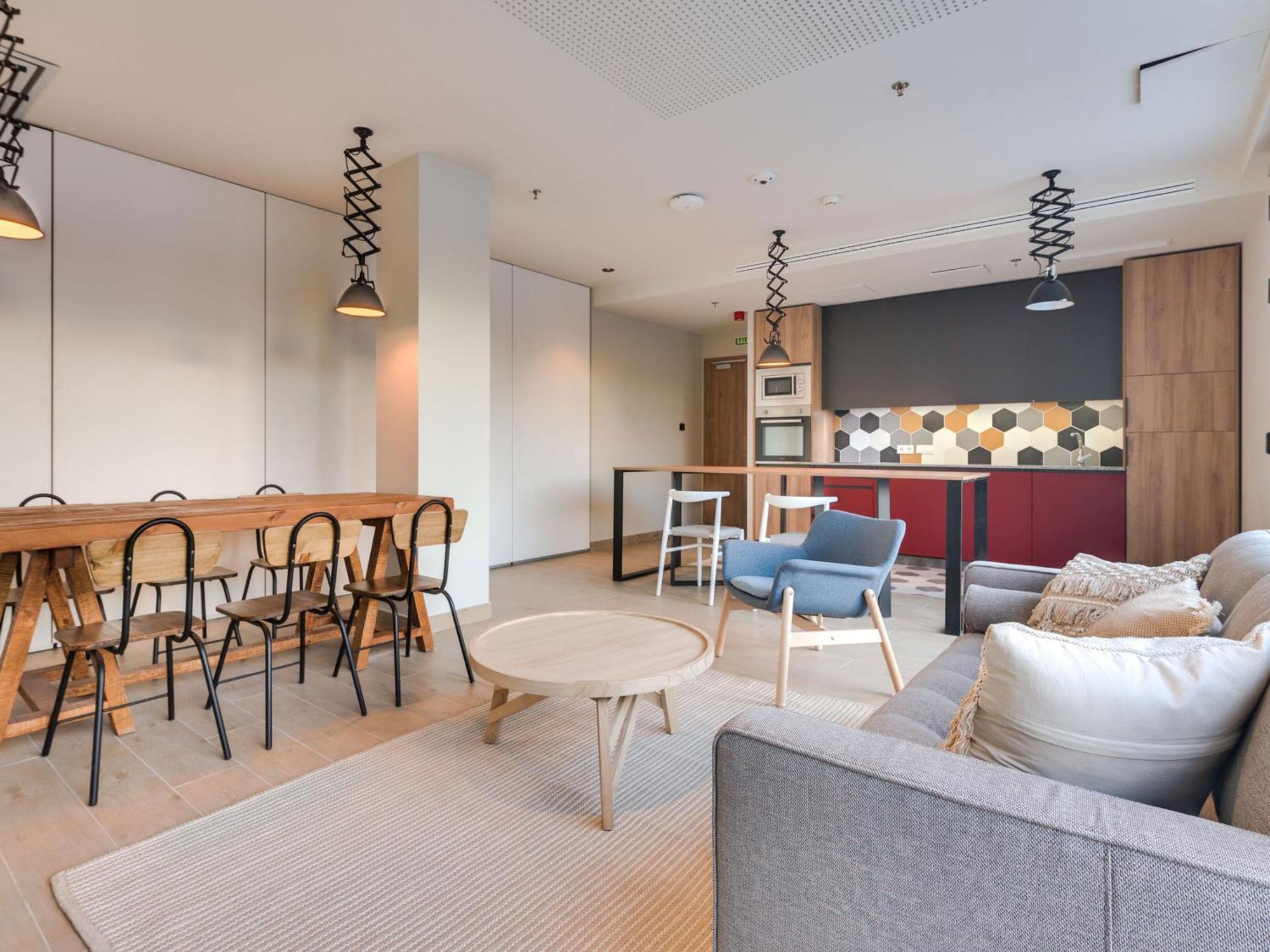 Livensa Living Studios - Valencia Viveros ภายนอก รูปภาพ